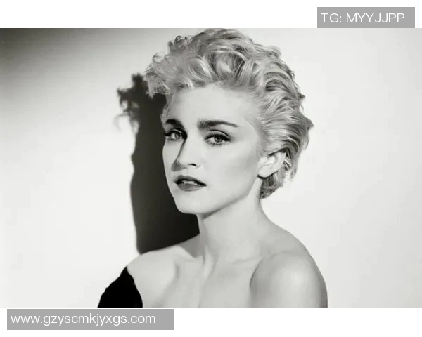 足球巨星马麦当娜的传奇之路与不朽影响力揭秘