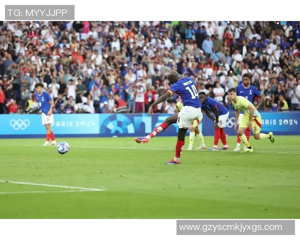 历届足球金牌球星全名单解析及他们的传奇成就揭秘