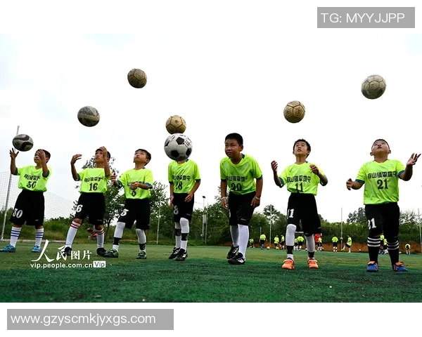 足球小将中的意大利球星崛起之路:从天赋少年到世界级球员的成长历程 足球小将中的意大利球星崛起之路:从天赋少年到世界级球员的成长历程